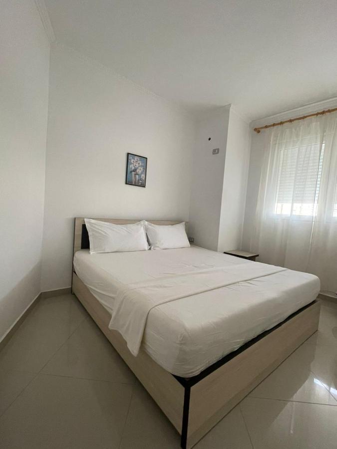 Kraal Apartments Vlorë Exterior foto