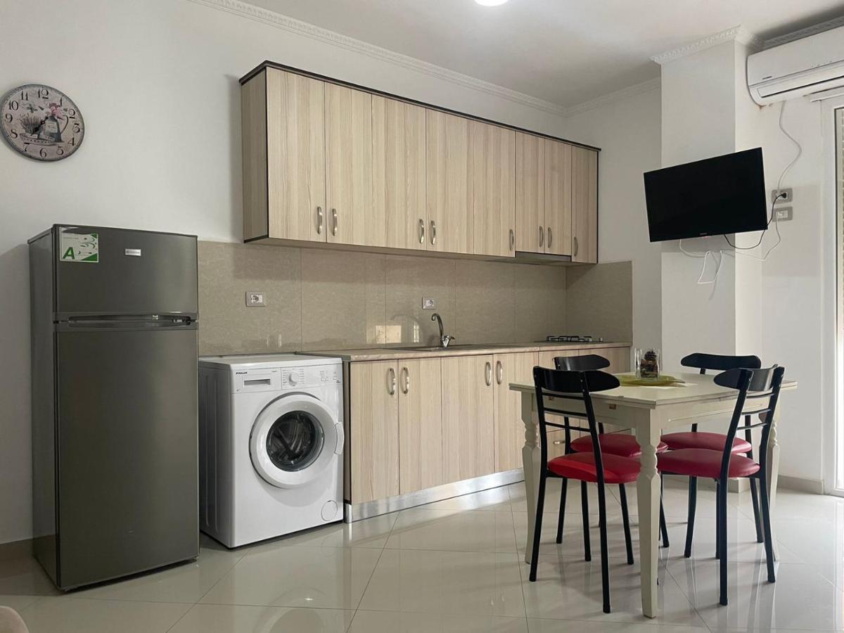 Kraal Apartments Vlorë Exterior foto
